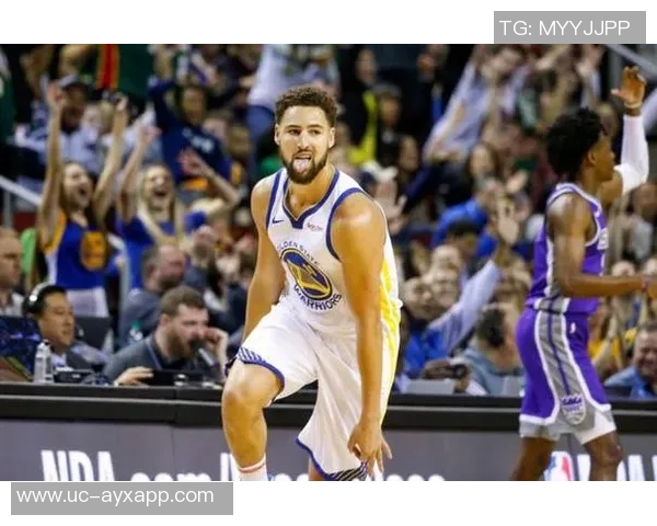 文班在季前赛频繁失误米奇称其为尝试新打法与阵容磨合的必要过程